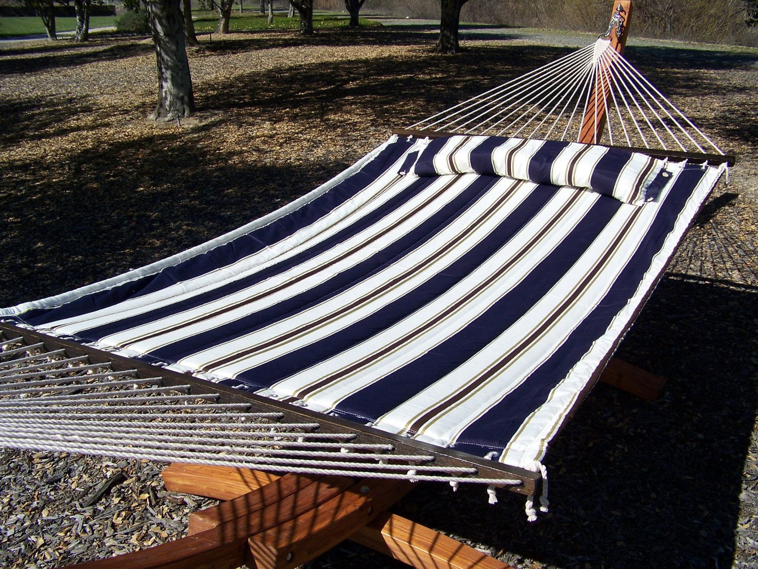 Petra Leisure Deluxe Quilted, Double Padded Hammock Bed w/Pillow. 2 Person Bed. 425 LB Capacity. STAND NOT INCLUDED