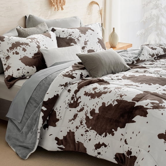 Petrichor Velvet Flannel Queen Comforter Set- Cow Print Western Style Blanket,Luxury Fuzzy Heavy Bedding Set, 3 Pieces Plush Winter Bed Set with Comforter (90"x90") & 2 Pillow Shams (20"x26")