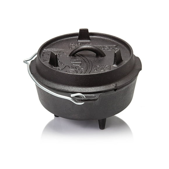 Petromax Cast Iron Dutch Oven for Cooking or Baking Outdoors Over a Campfire or in the Home Kitchen, Pre-Seasoned Cookware Conducts Heat Evenly, 3 Legs, 1.7 Quart