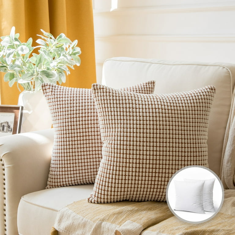 https://i5.walmartimages.com/seo/Phantoscope-20-x-20-Transitional-Cozy-Concise-Beige-Polyester-Blend-Throw-Pillow-2-Count_3432914d-0f3a-4aec-b931-f6000f3eef8e.33a83582836aa6aace32fa59511d7e37.jpeg?odnHeight=768&odnWidth=768&odnBg=FFFFFF