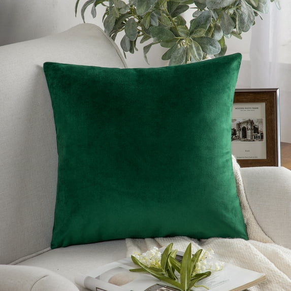 Phantoscope Christmas holiday Decorative Throw Pillow Cover, Silky Velvet Series, 18" x 18", Green, 1 Pack
