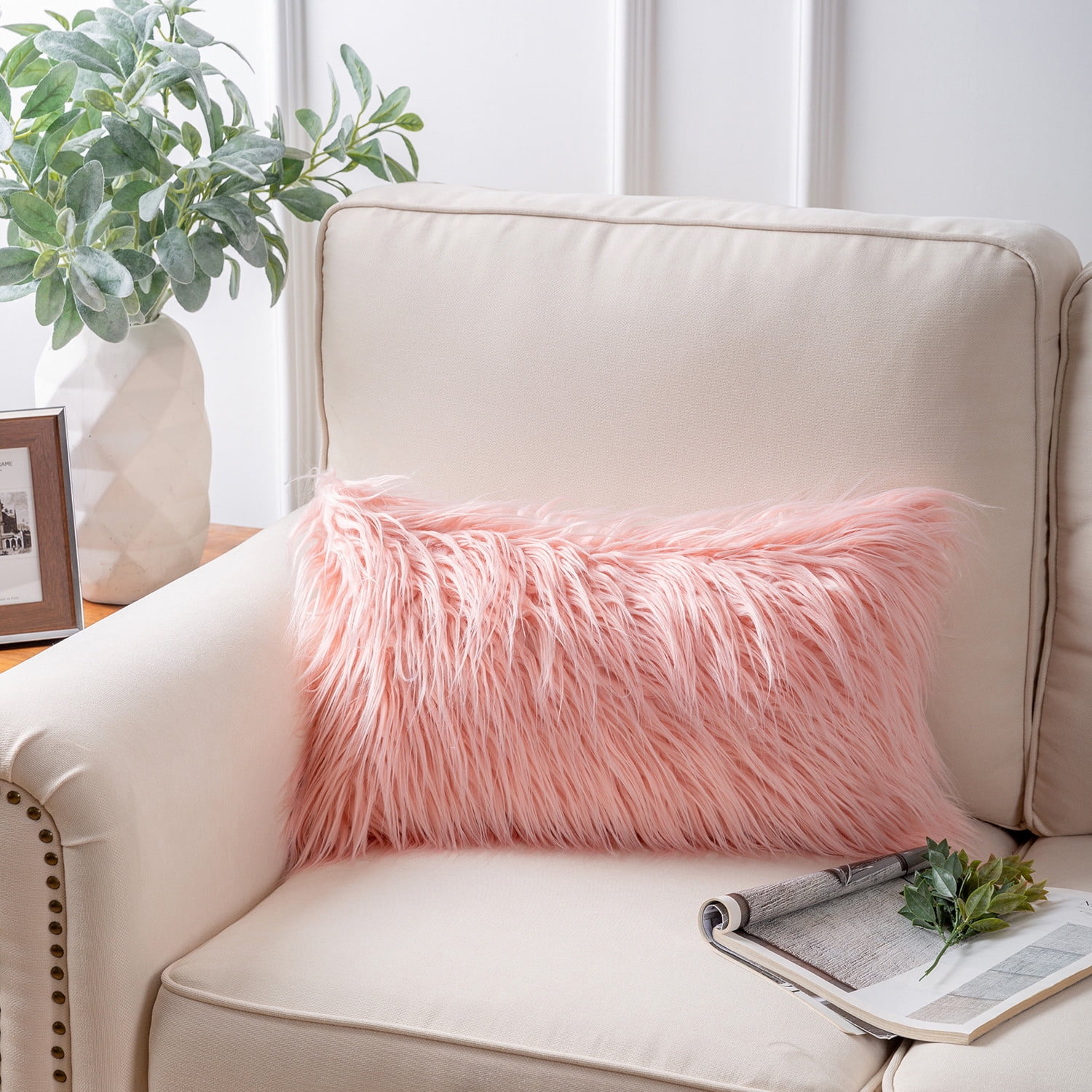 Plush throw pillow hot sale