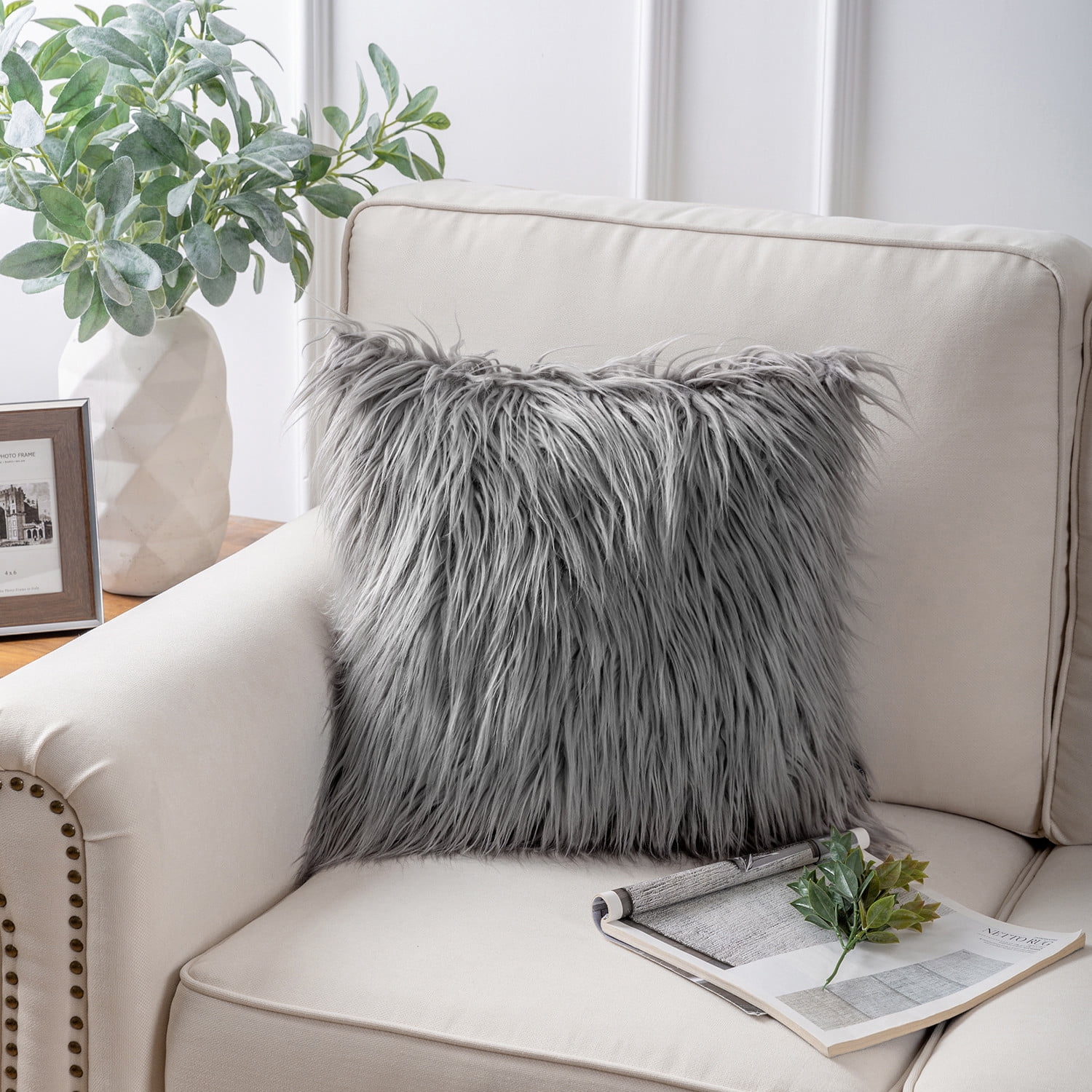 Phantoscope Plush Faux Fur Full Throw Pillow with Insert, 20"x20", Gray, 1 Pack
