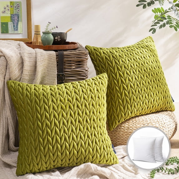 Phantoscope Quilted Velvet Braid Textured Pleated Decorative Throw Pillow, 22" X 22", Green, 2 Pack