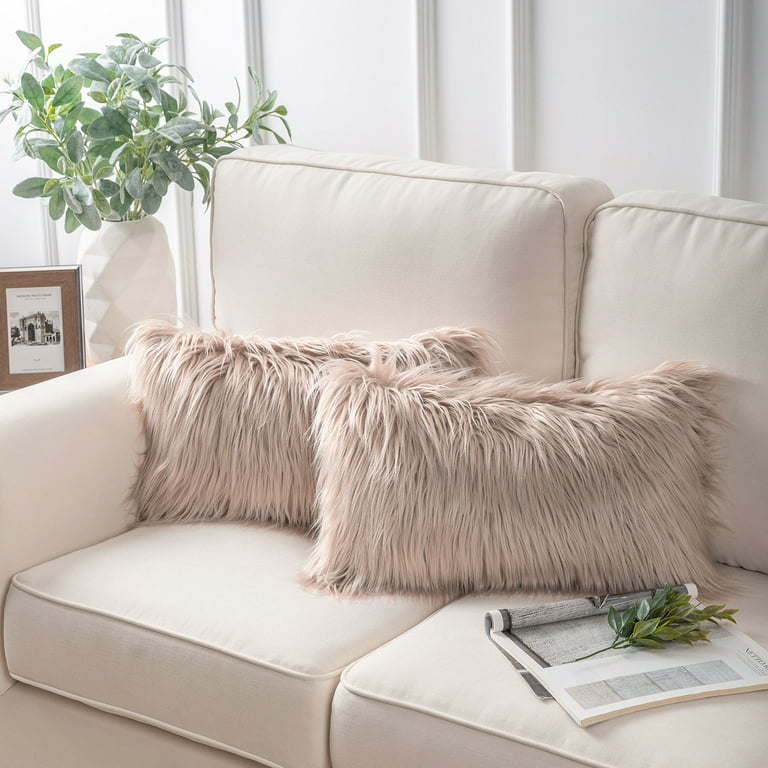 https://i5.walmartimages.com/seo/Phantoscope-Soft-Fluffy-Faux-Fur-Rectangle-Cushion-Decorative-Throw-Pillow-Cover-with-Insert-Filled-12-x-20-Beige-2-Pack_10819669-9daf-4030-aeef-adc60facc121.c7009ffcd27450bd2b95a026d03e3828.jpeg?odnHeight=768&odnWidth=768&odnBg=FFFFFF