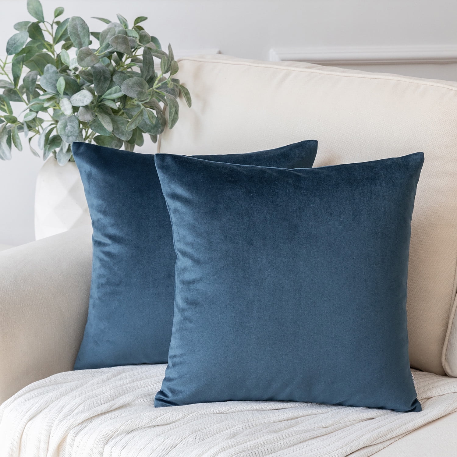 Phantoscope Soft Solid Square Velvet Decorative Throw Pillow for Couch and Sofa, 20" x 20", Mazarine, 2 Pack