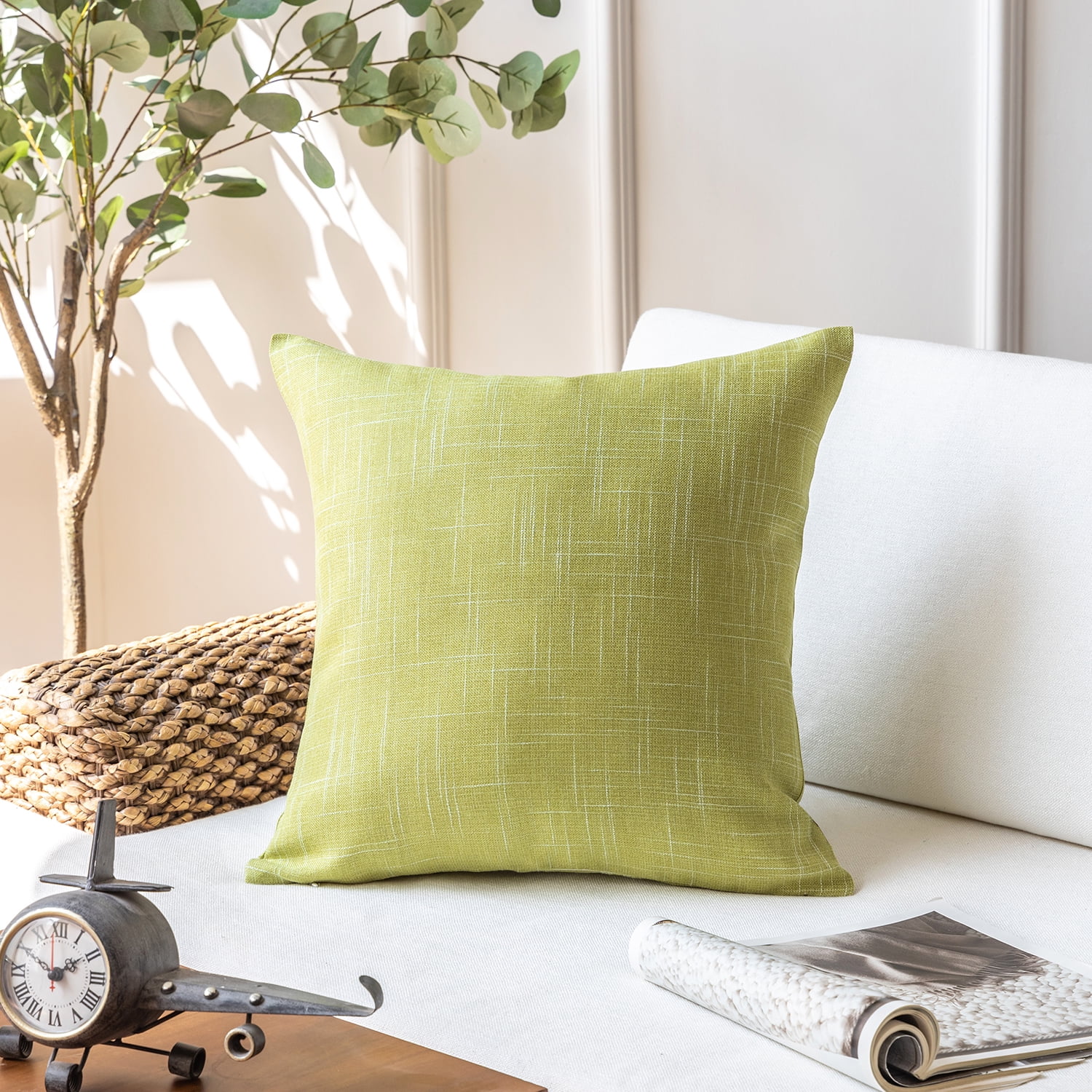 Phantoscope Soft Textured Linen Burlap Series Decorative Throw Pillow, 22" x 22", Yellow Green, 1 Pack