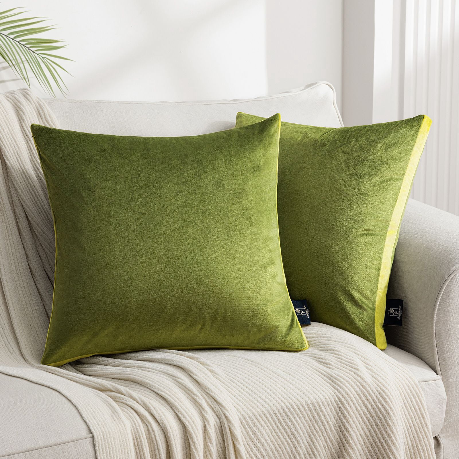 Phantoscope Velvet Decorative Throw Pillows with Inserts, 3D Patchwork Design, 18 x 18 in, Light Green, 2 Pack