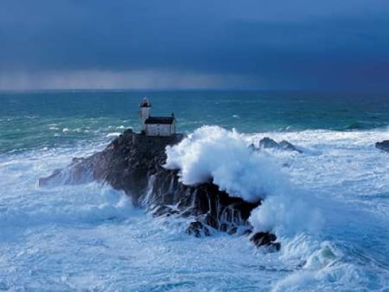 Phare De Tevennec Bretagne Canvas Art - Jean Guichard (18 x 24)