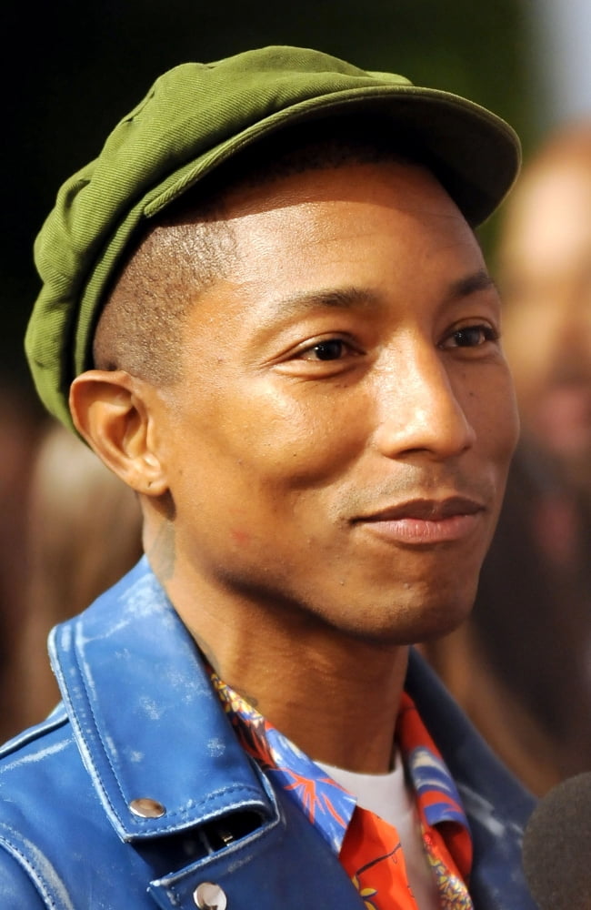 Pharrell Williams At Arrivals For 2015 Cfda Fashion Awards - Part 2 Canvas Art -  (16 x 20)