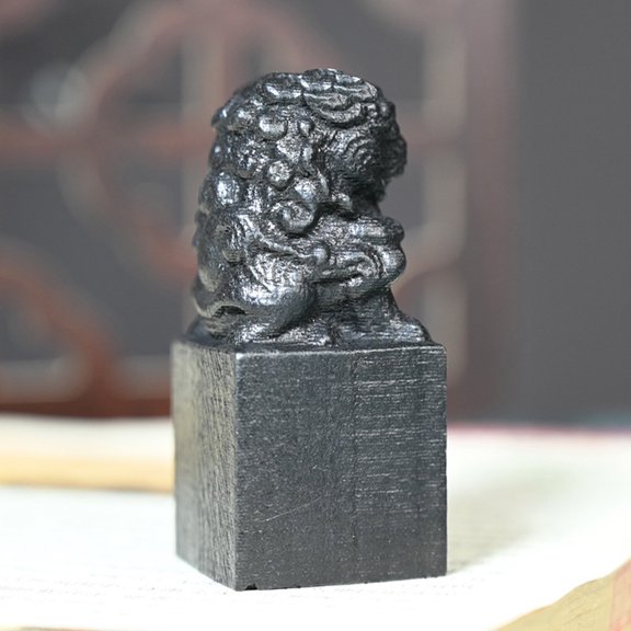 Phenofice Black Synthetic Material Lion Stamps for Decor Perfect Home Decoration 2Pcs