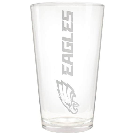 Philadelphia Eagles Etched 16oz. Vertical Rally Cry Pint Glass