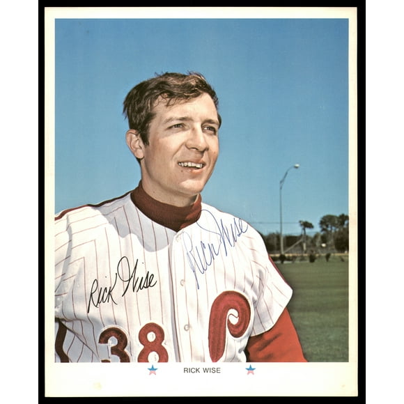 Philadelphia Phillies Autographed 5 Count Lot of 8x10 Team Issued Photos SKU #236181