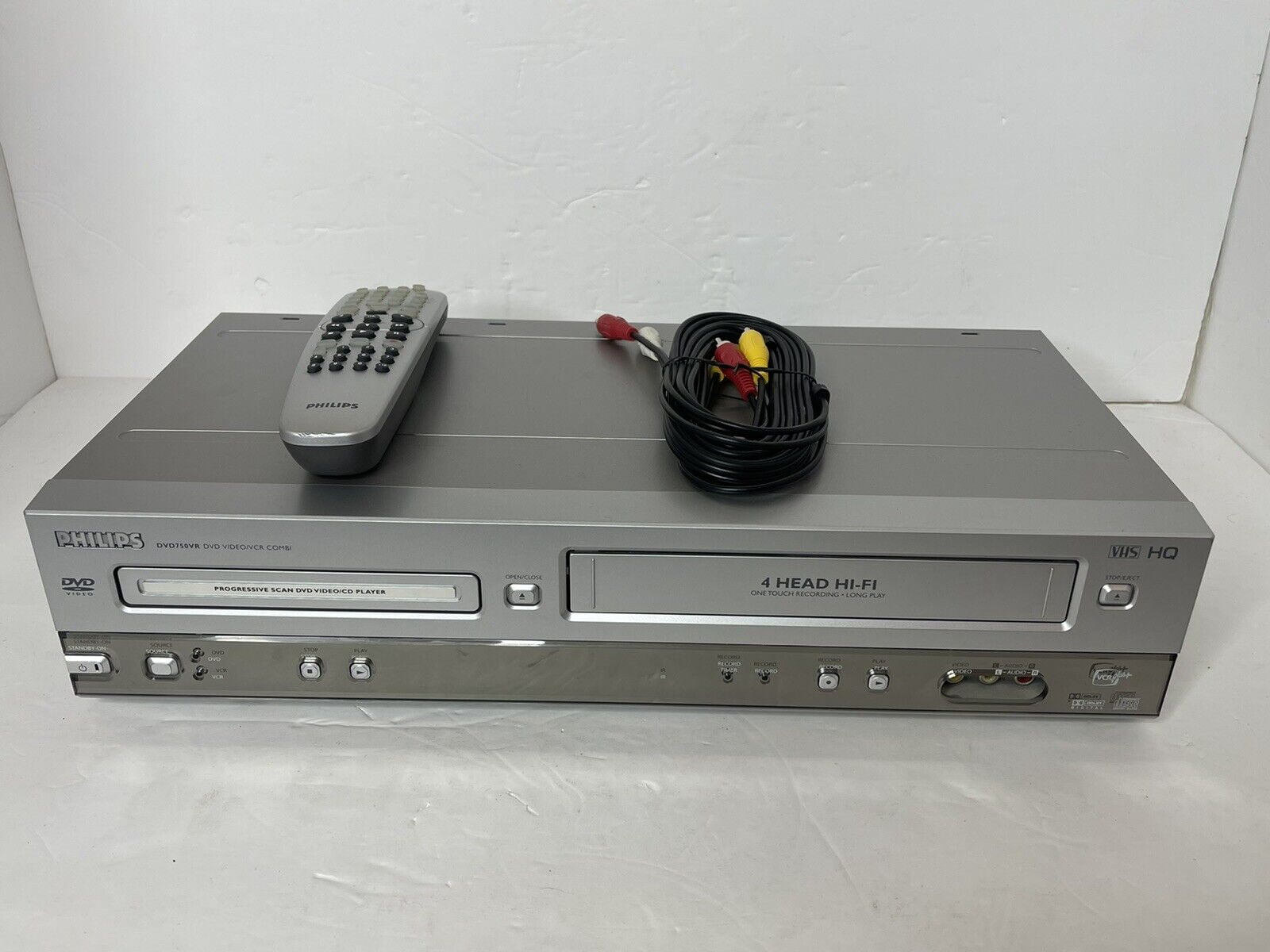 Philips DVD750VR (NEW) Progressive Scan DVD VCR Combo