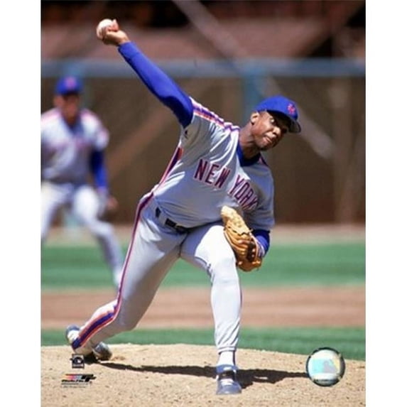 Photofile PFSAAHW09901 Dwight Gooden - 1990 Action Sports Photo - 8 x 10