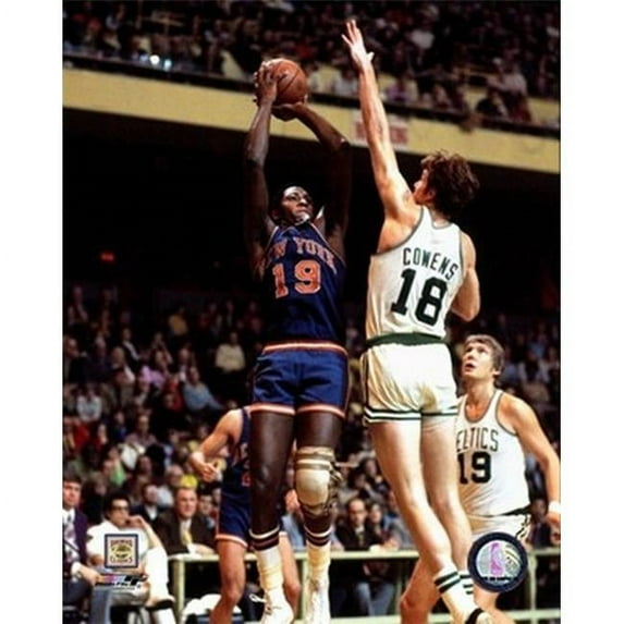 Photofile PFSAAIA02201 Willis Reed - Action Sports Photo - 8 x 10