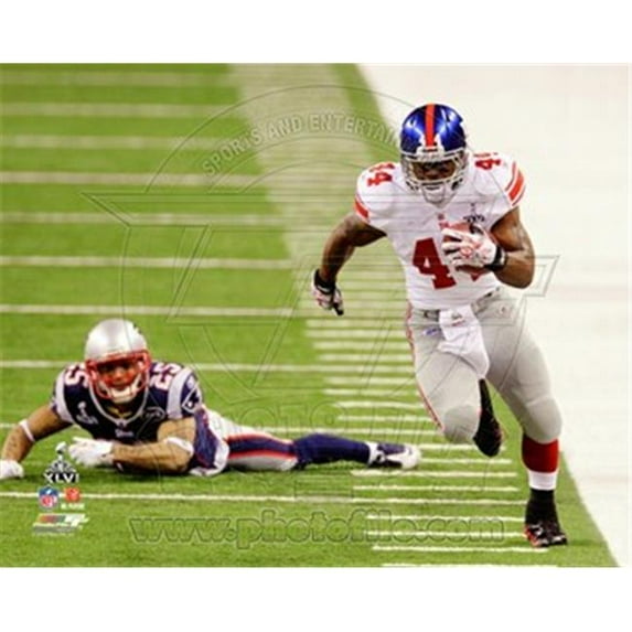 Photofile PFSAAON01601 Ahmad Bradshaw Super Bowl XLVI Action Poster by Unknown -8.00 x 10.00
