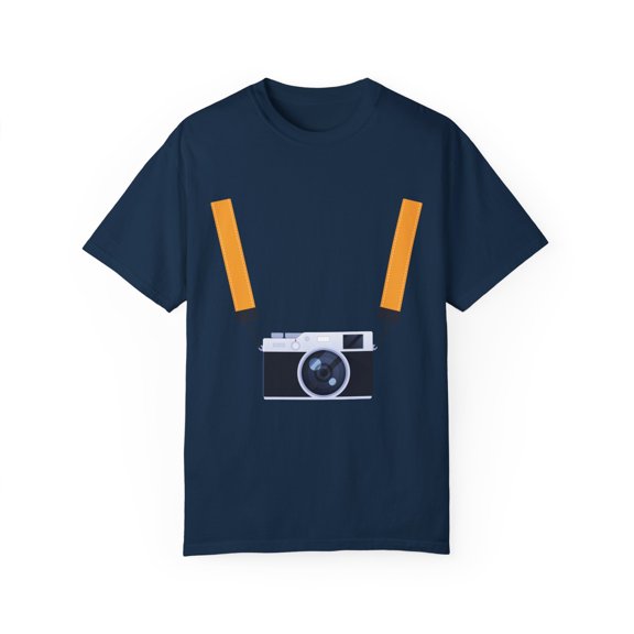 Photographers Hanging Camera Gags Graphic Humorous Photography Enthusiasts Men Women Unisex Garment-Dyed T-shirt