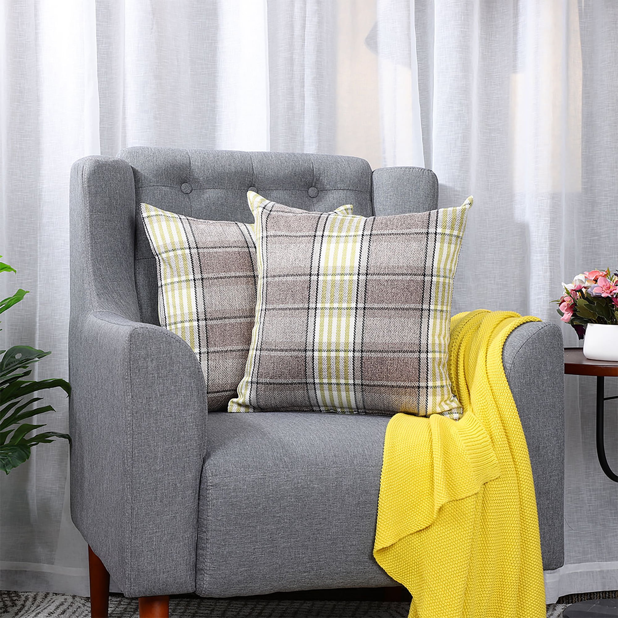 PiccoCasa 18"x18" Throw Pillowcase Classic Retro Plaid Cushion Covers