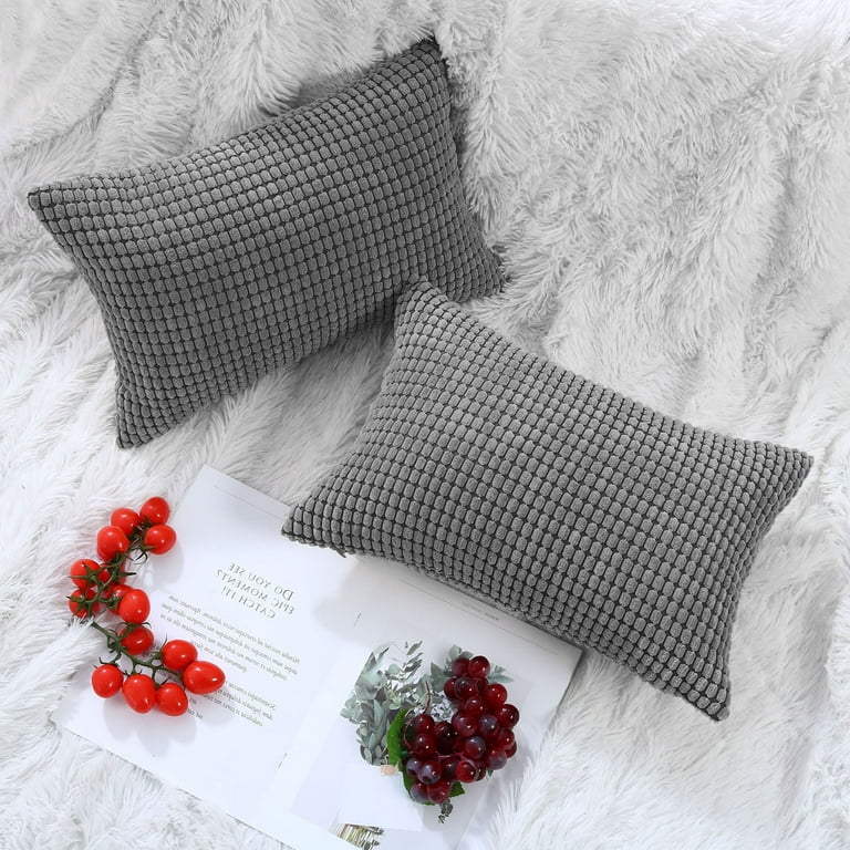 Throw pillow 2025 covers walmart