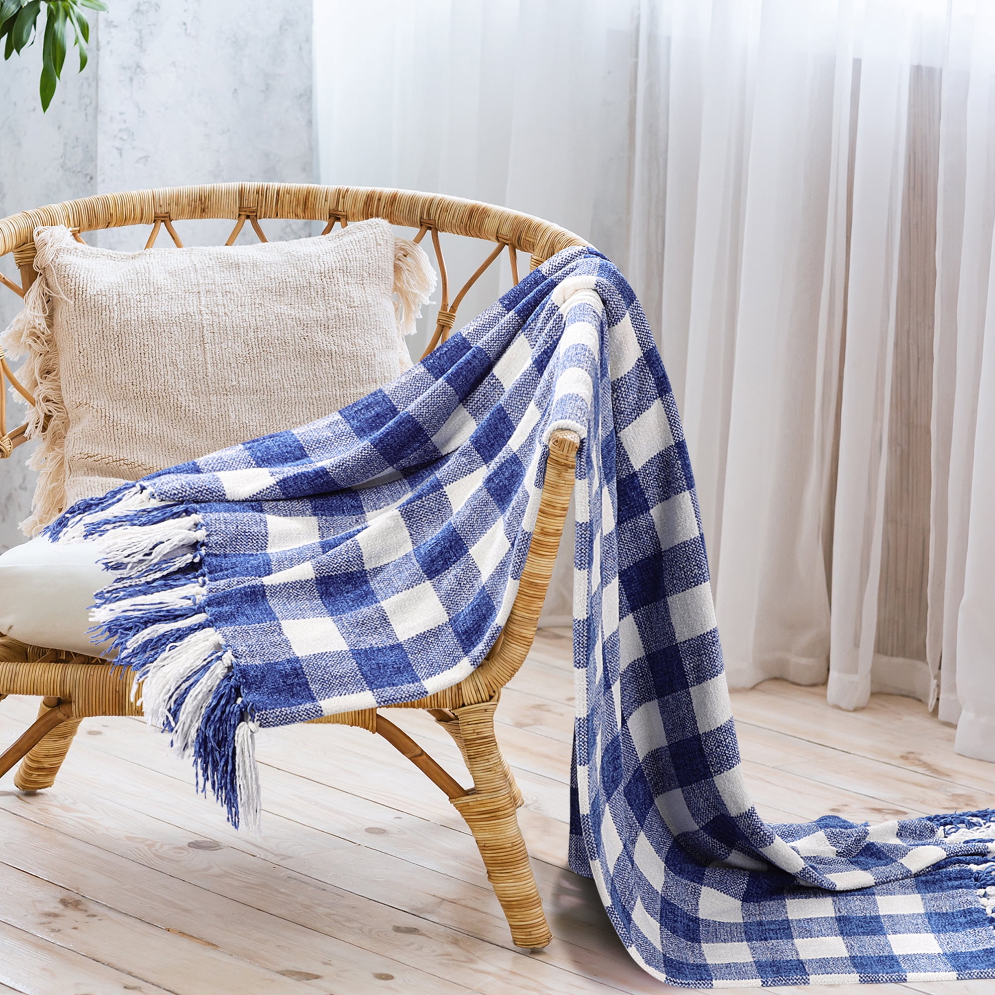 PiccoCasa Chenille Throw Blankets Tassel Plaid True Blue and White Throw