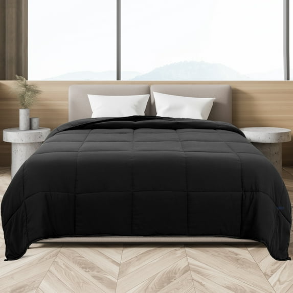 PiccoCasa King Quilt Soft Lightweight Down Adult Comforter Black