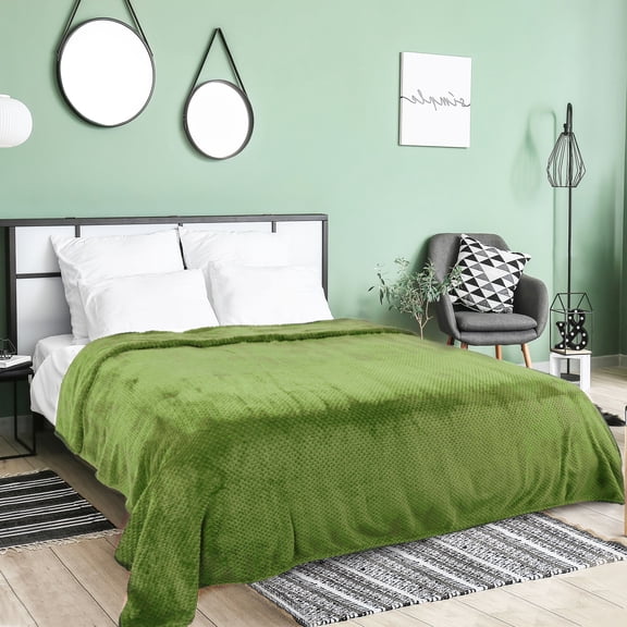 PiccoCasa Luxury Fleece Bed Blanket Woven Mesh Full Army Green