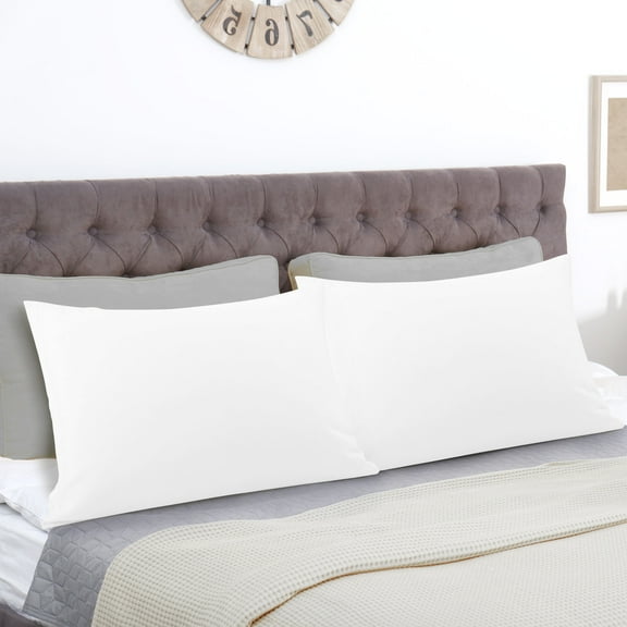 PiccoCasa Microfiber Pillowcases Pair with Zipper Closure Standard White