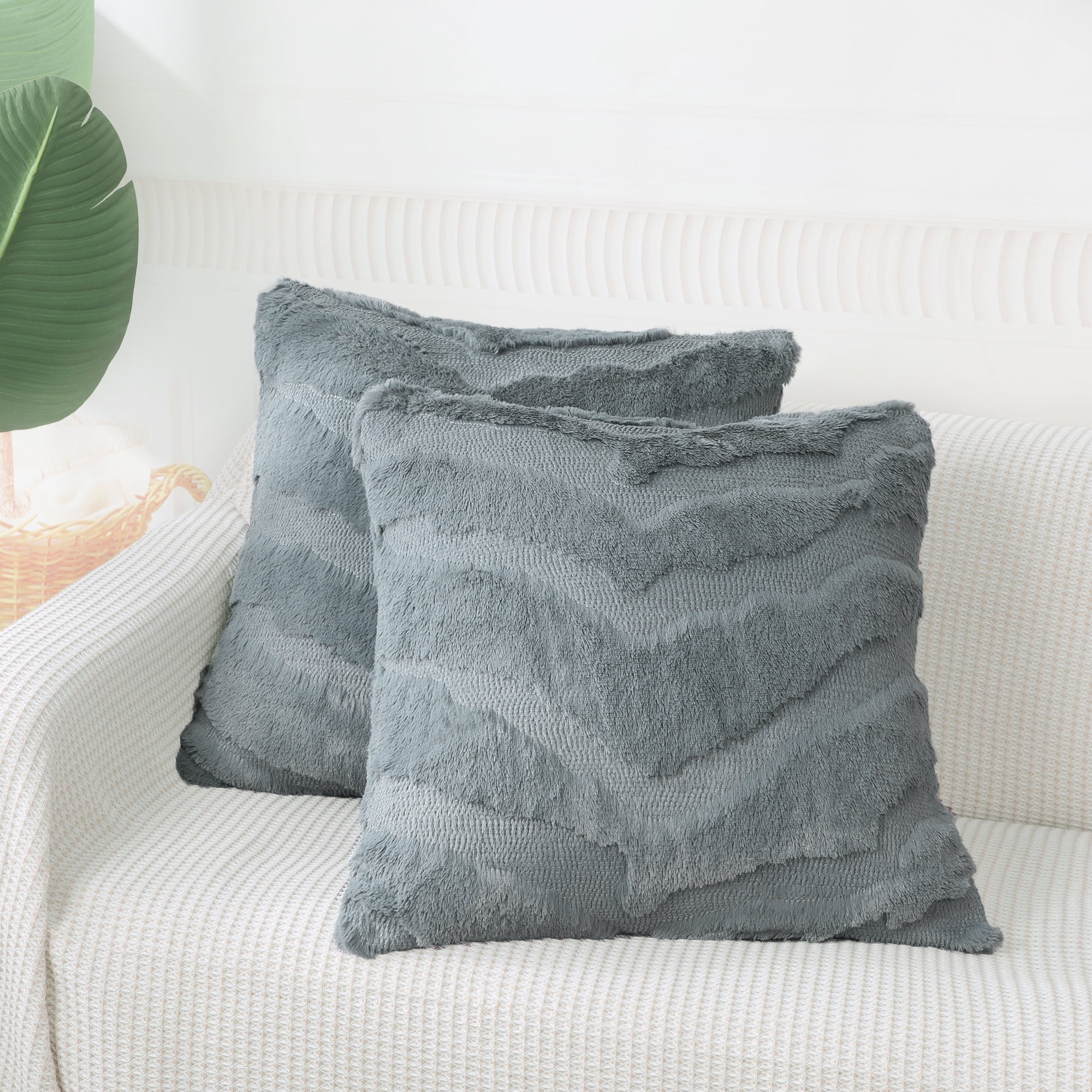 PiccoCasa Set of 2 Faux Fur Decorative Throw Pillow Covers Soft, 20 x ...