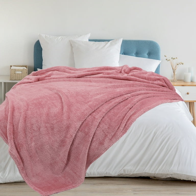 PiccoCasa Sherpa Throw Blanket Fluffy Fleece Lightweight Blanket