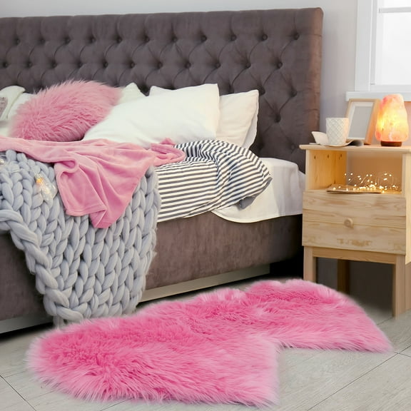 PiccoCasa Wool Imitation Sheepskin Double Heart Shaped Area Rug for Home, 4 x 2 Ft Pink