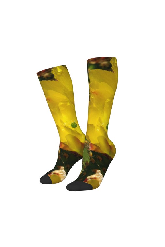 Women Crew Soft Moisture-wicking Socks Cactus Flowers Pattern Design Cotton Socks, One Size fit All