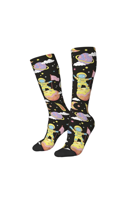 Women Crew Soft Moisture-wicking Socks Cartoon Astronaut In Spacesuit Pattern Design Cotton Socks, One Size fit All