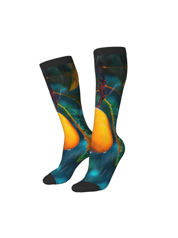 Women Crew Soft Moisture-wicking Socks Mango In The Rain Pattern Design Cotton Socks, One Size fit All