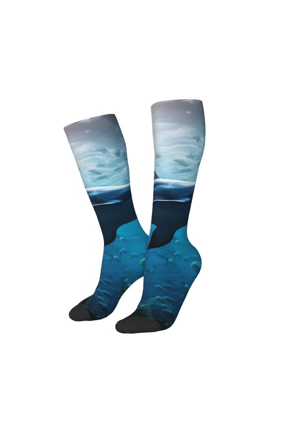 Women Crew Soft Moisture-wicking Socks Ocean Dolphin Fish School Pattern Design Cotton Socks, One Size fit All