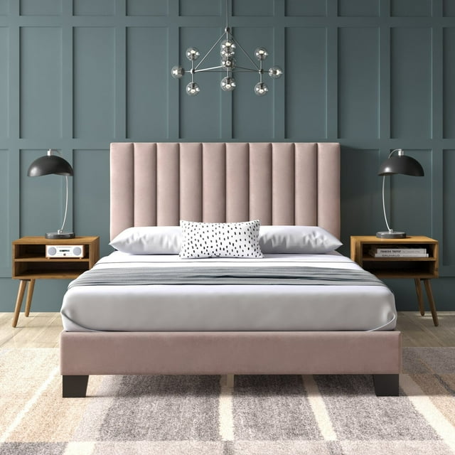 Picket House Furnishings Colbie Upholstered Queen Platform Bed With Nightstands in Blush