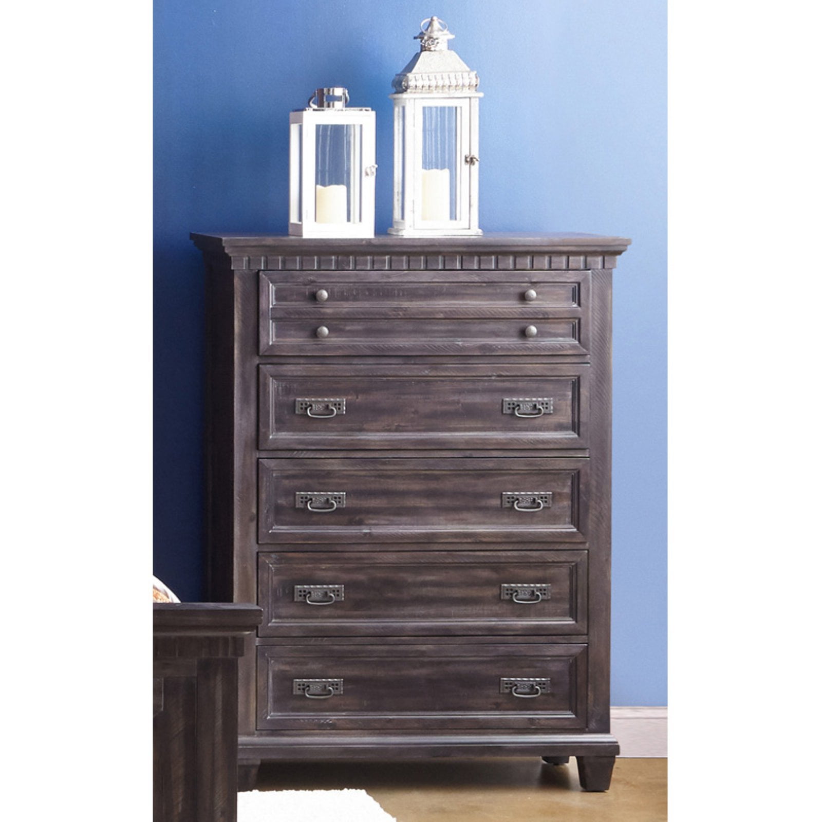 Smokey Gray Oak 5-Drawer Traditional Chest with Bronze Knobs