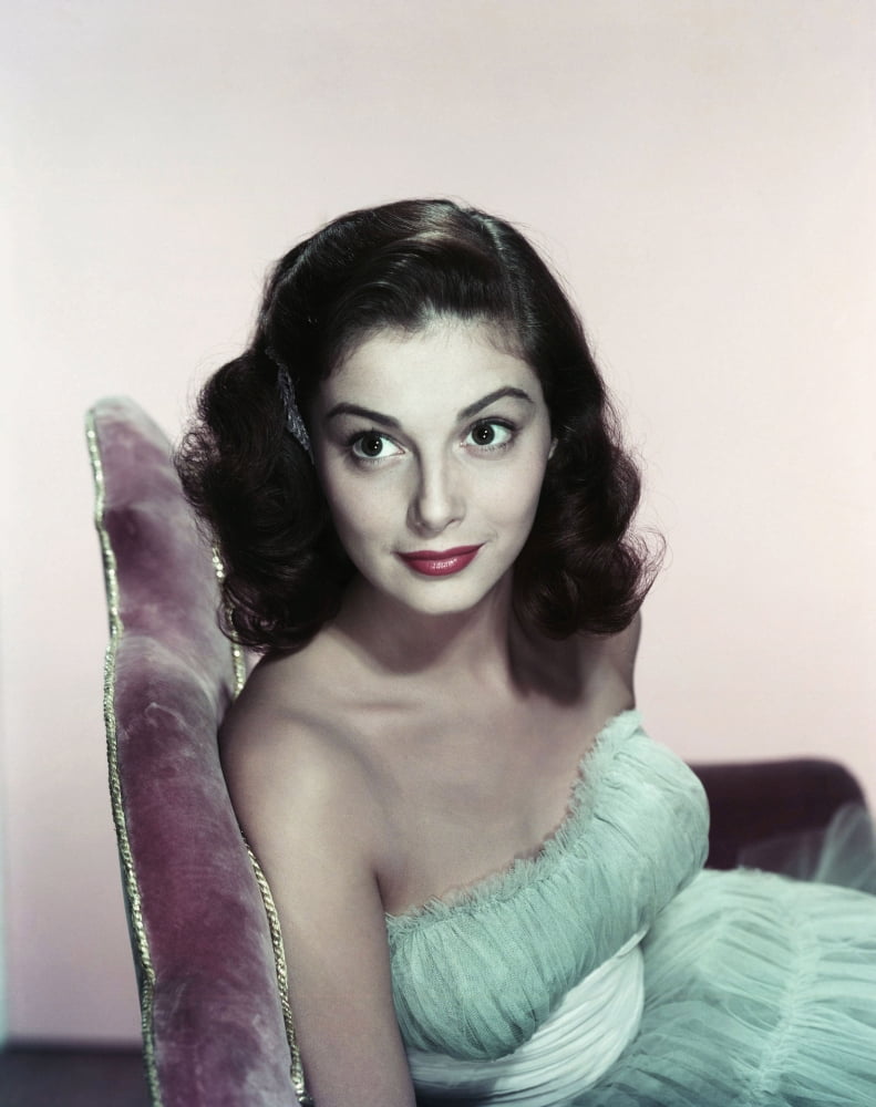 Pier Angeli Canvas Art - (16 x 20)