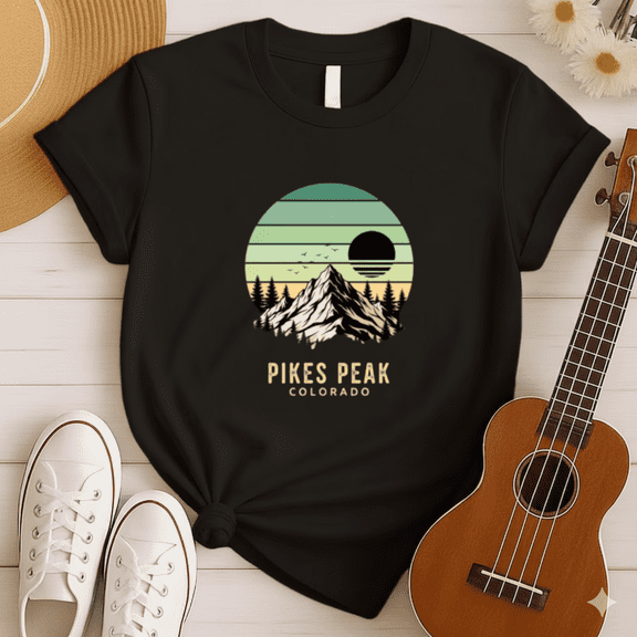 Pikes Peak Colorado Retro Sunset Mountain Vintage T-shirt, for men & women, S-5XL