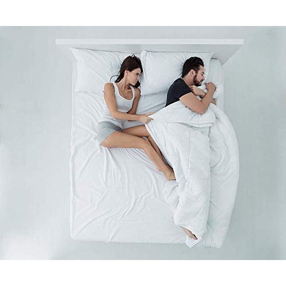 Pillowtex Down Alternative Hotel Blanket - Fluffy King Size Blankets, Baffled, Machine Washable, White