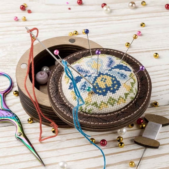Wizardi Pincushion Kit  Irises FLTL-081 Wonderland Crafts