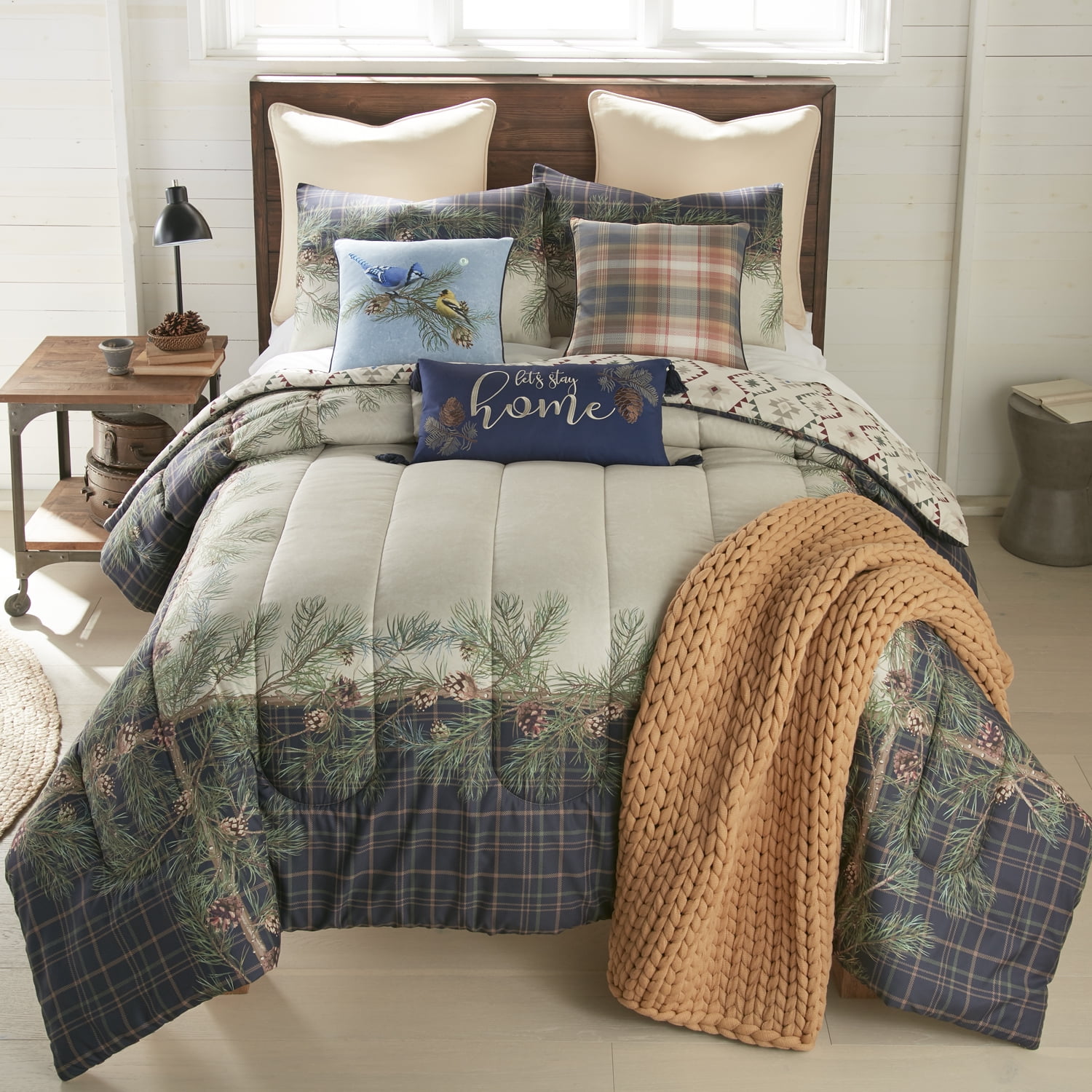 Donna Sharp Queen Reversible Pine Boughs Microfiber Comforter Set