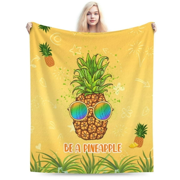 Pineapple Throw Blankets, Gifts for Adult Blanket, Lightweight Cozy Warm Flannel Blankets Throw for Home Decor Bed Couch 40"x30"