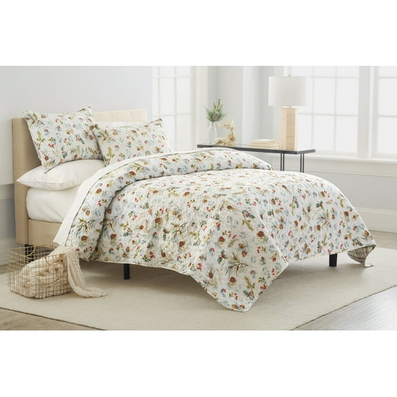 Pinecones & Berries Full/Queen Quilt Set
