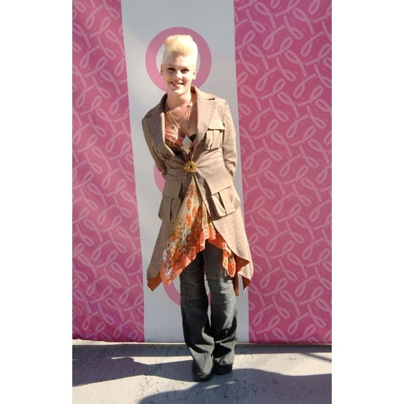 Pink At The Press Conference For Target Random Acts Of Kindness Breast Cancer Awareness Month, Manhattan, New York, Ny, September 30, 2005. Photo By Brad BarketEverett Collection Celebrity (16 x 20)