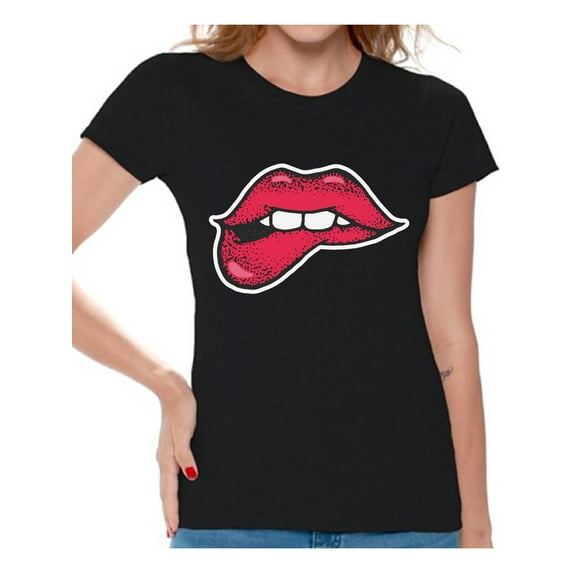 Pink Lips Print Shirt Kiss T-Shirt Sleep Tees for Women Lips Shirt for Her Women's Novelty Shirts Graphic Top for Girlfriend Wife Mom