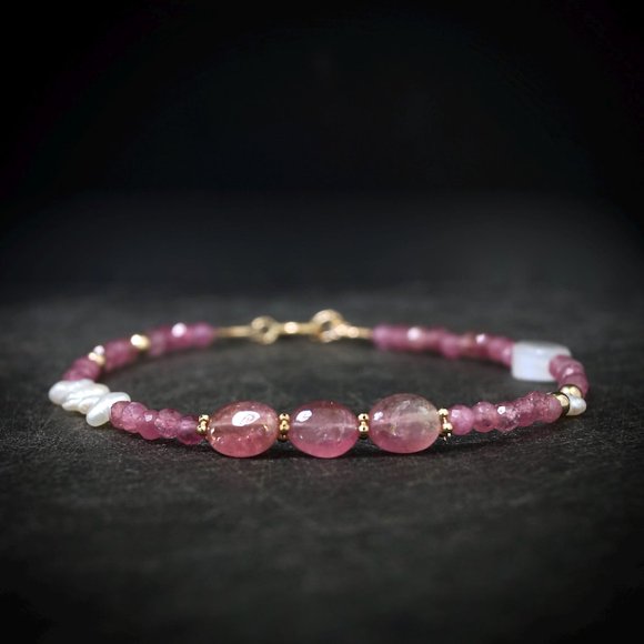Pink Tourmaline 2.5mm Oval & Round Shape Smooth Cut Beads 7 inch Silver Plated Clasp Bracelet for men, women, unisex. Link Chain Stacking Bracelet.|LINK_05516