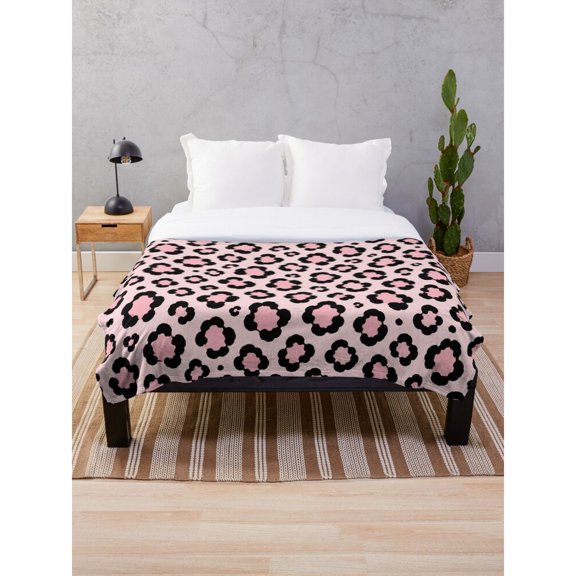Pink and Black Leopard Rosette Fleece Blanket, Polyester Fleece Fabric, 280 GSM Animal Pattern for Couch or Bed