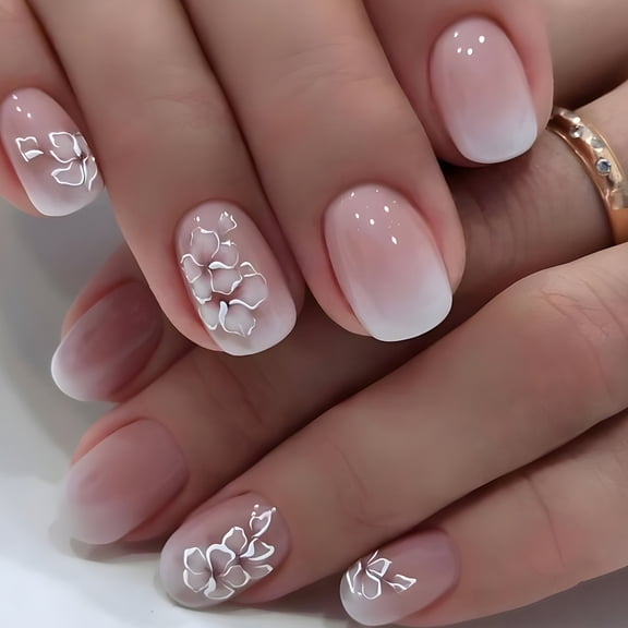 Pink and white gradual change short manicure square head nail, flower gentle temperament wearing nail piece 24 finished nail patch