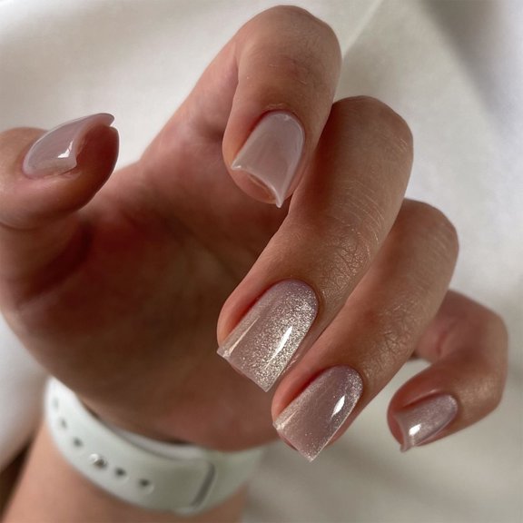 Pink solid color cat's eye manicure fake nails, hot-selling in Europe and America, wearable nail pads, square simple flash nail patches